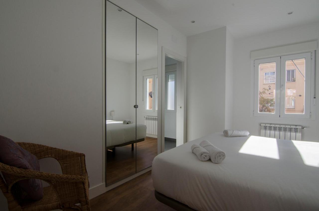 2 Bedrooms 2 Bathrooms Furnished - Bernabeu - Business Area With Terrace - Minty Stay Madrid Kültér fotó