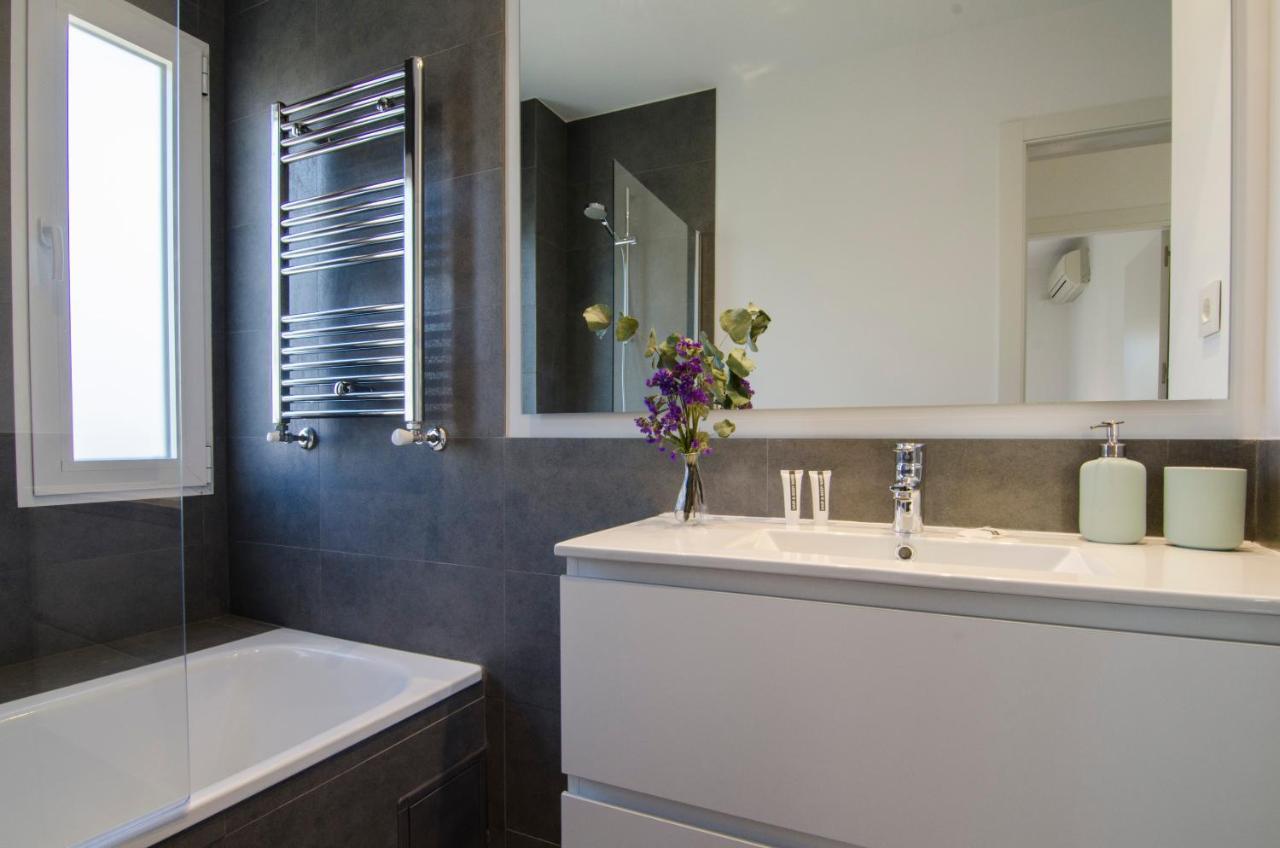 2 Bedrooms 2 Bathrooms Furnished - Bernabeu - Business Area With Terrace - Minty Stay Madrid Kültér fotó