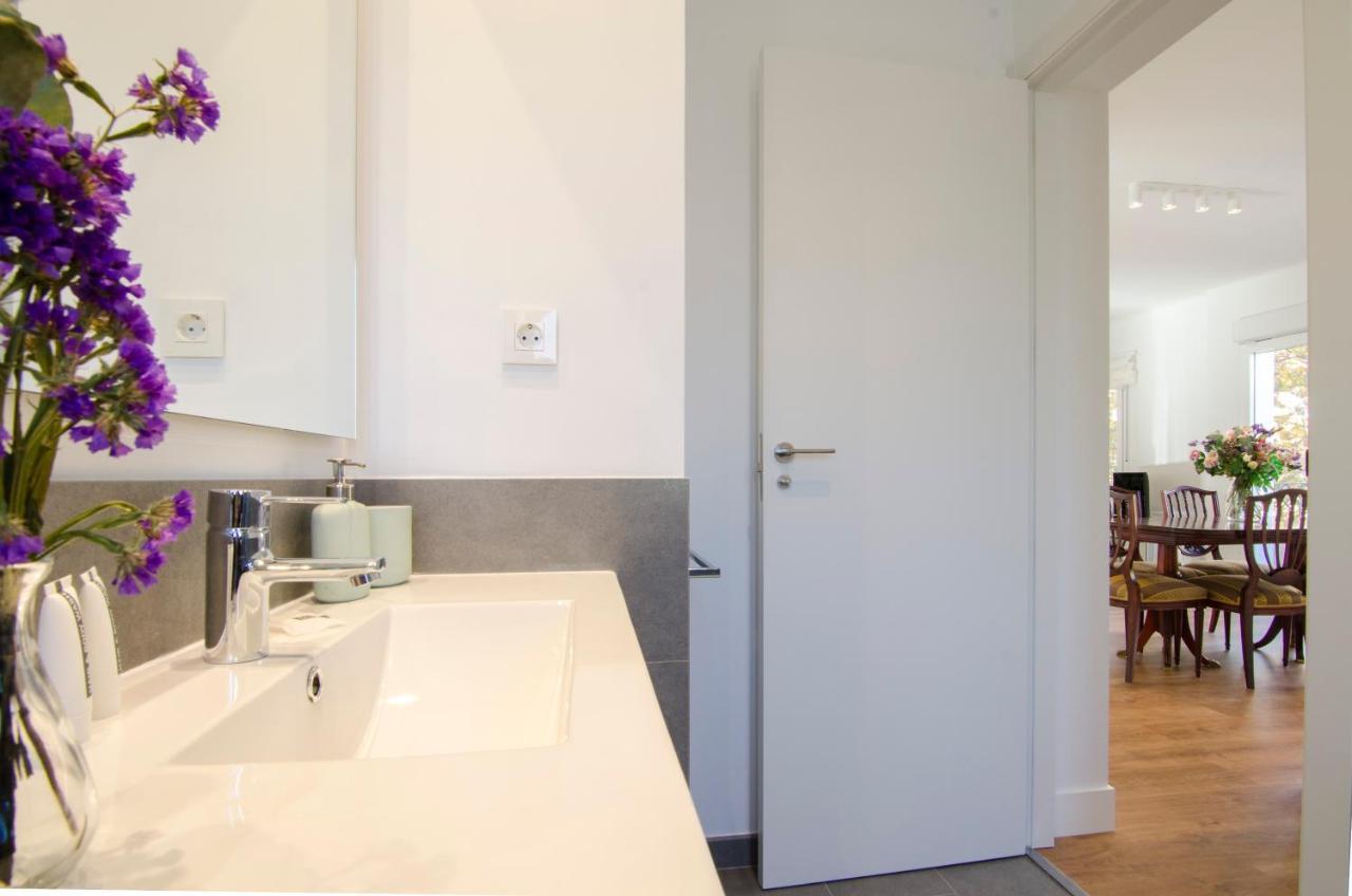 2 Bedrooms 2 Bathrooms Furnished - Bernabeu - Business Area With Terrace - Minty Stay Madrid Kültér fotó