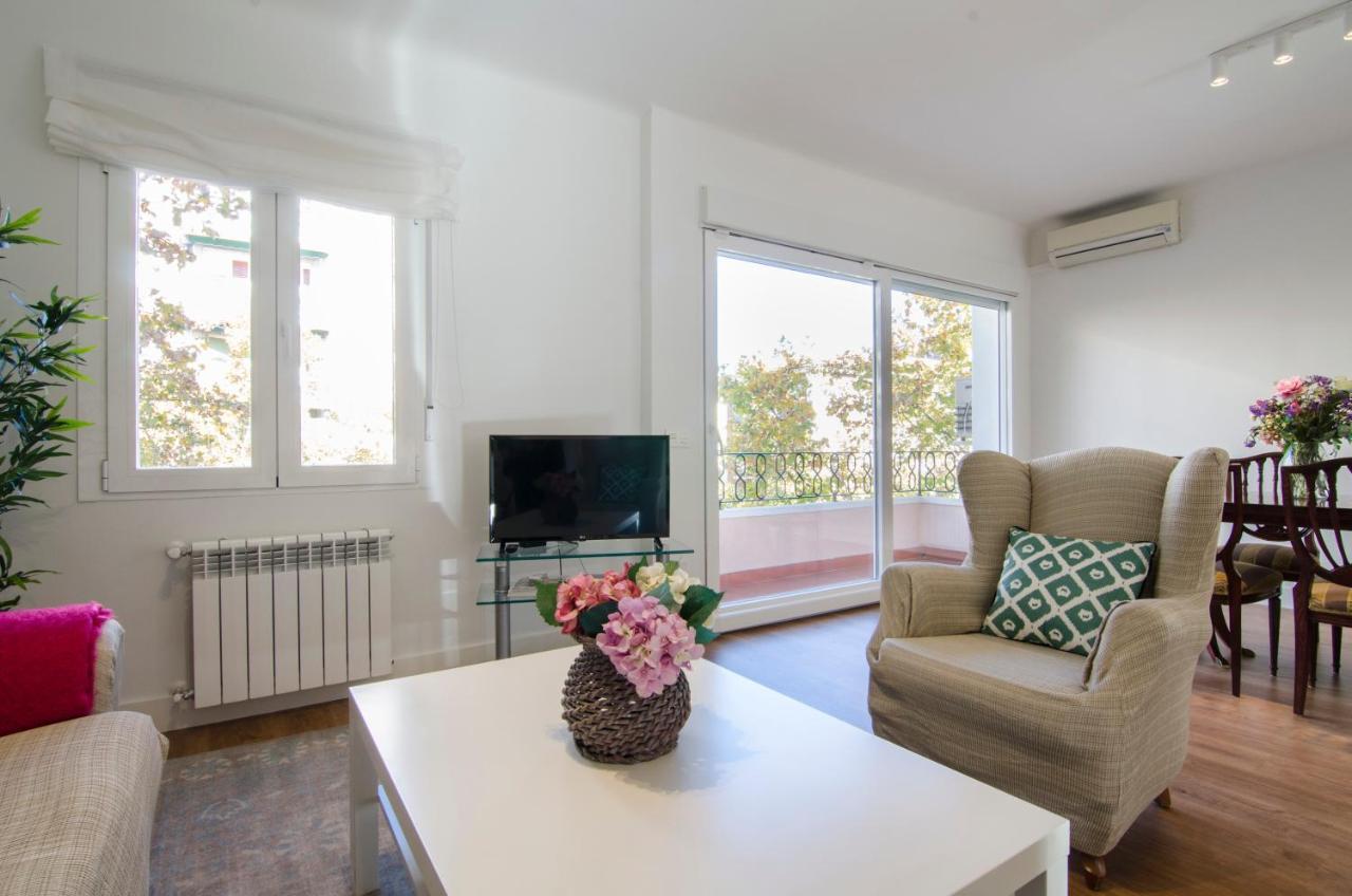 2 Bedrooms 2 Bathrooms Furnished - Bernabeu - Business Area With Terrace - Minty Stay Madrid Kültér fotó